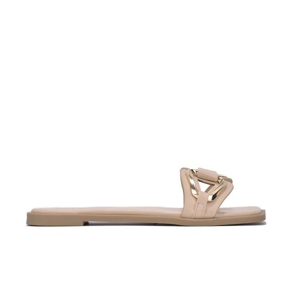 Jocha Stylish Summer Slide Sandals with Gold Accent Chain - Nude - Picture 5 of 9